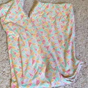 Tall and Curvy (TC) LuLaRoe leggings